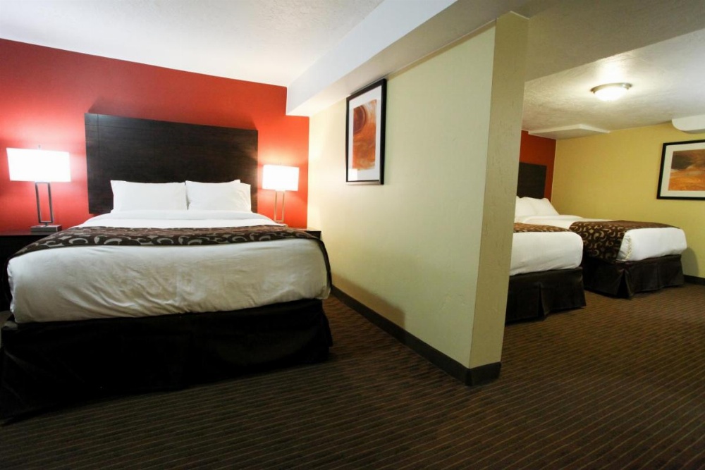 Baymont by Wyndham Cedar City Image 11