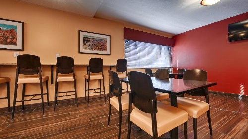 Baymont by Wyndham Cedar City image 25